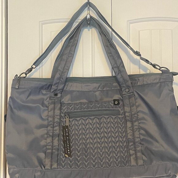 Sherpani Addison Duffel Bag NWT - Picture 2 of 8